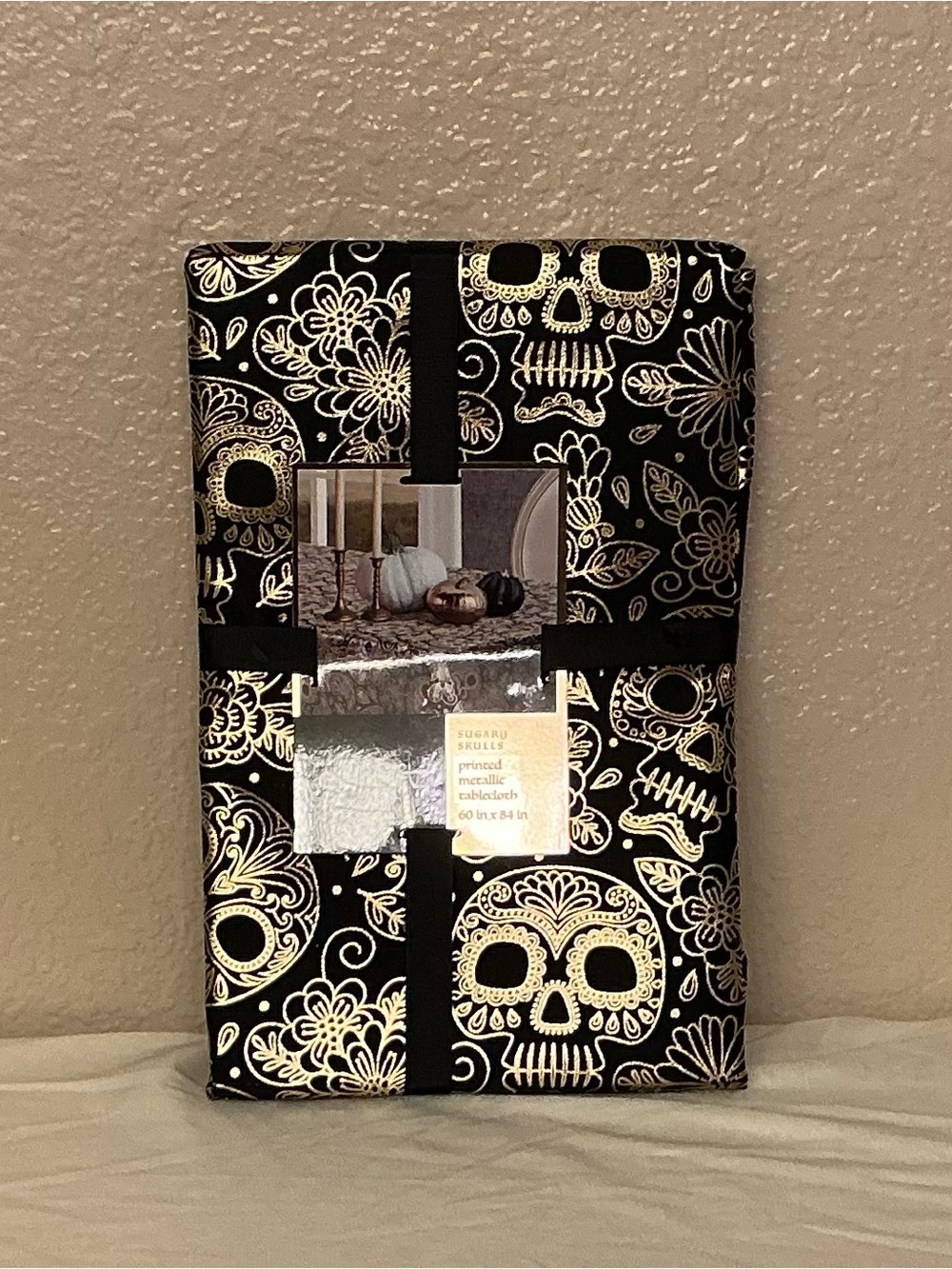 Black and Gold Metallic Sugar Skulls Tablecloth